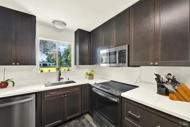 $1,795,000 | 7707 Serpa Lane, Dixon, CA 95620