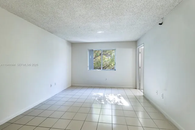 $2,000 | 2660 Southwest 37th Avenue, Unit 314, Miami, FL 33133