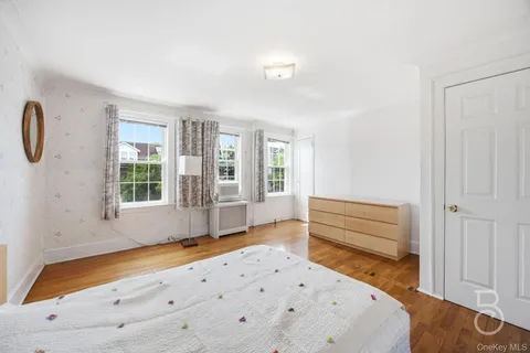 $1,499,000 | 20-46 33rd Street | Astoria