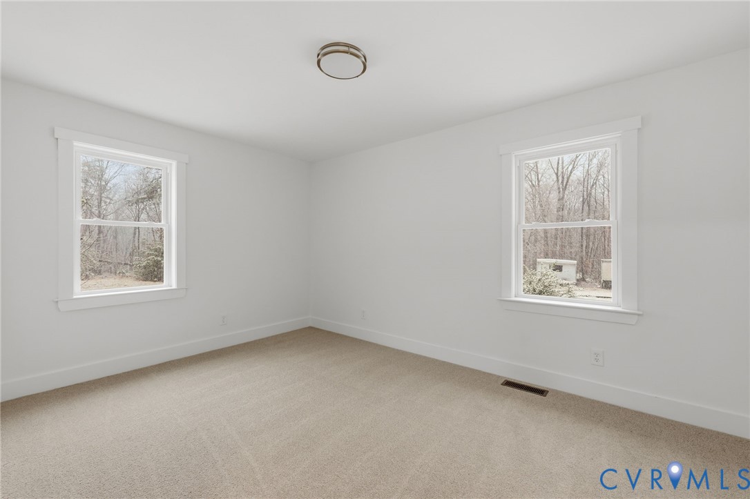 303 Dry Bridge Road Farmville, VA 23901 - Photo 17 of 23 Bedroom 3