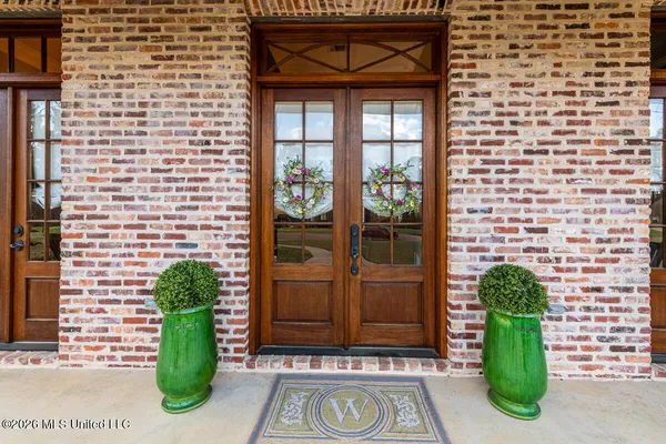 $649,500 | 47 Tara Drive, Natchez, MS 39120