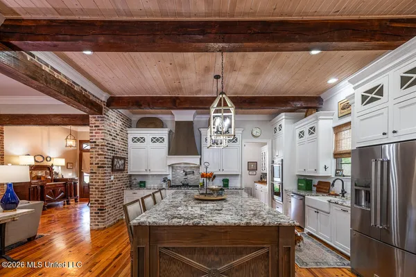 $649,500 | 47 Tara Drive, Natchez, MS 39120