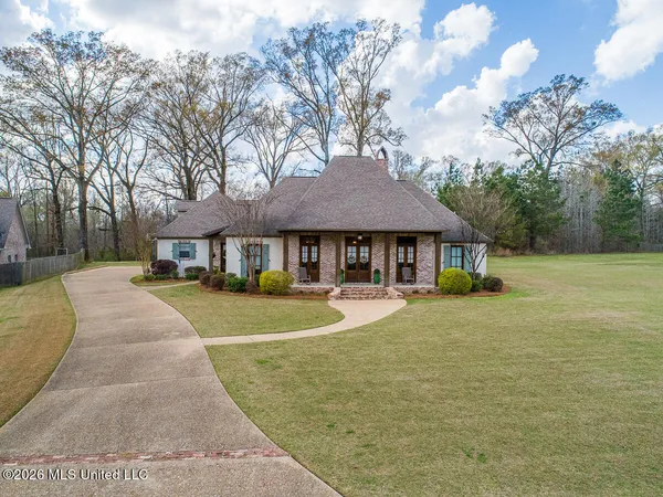 $649,500 | 47 Tara Drive, Natchez, MS 39120