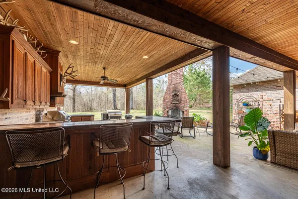 $649,500 | 47 Tara Drive, Natchez, MS 39120