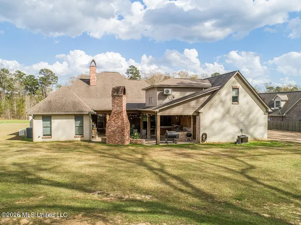 $649,500 | 47 Tara Drive, Natchez, MS 39120