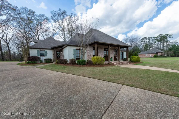 $649,500 | 47 Tara Drive, Natchez, MS 39120
