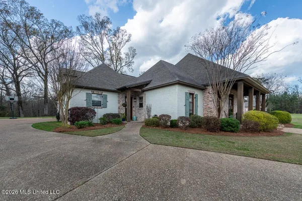 $649,500 | 47 Tara Drive, Natchez, MS 39120