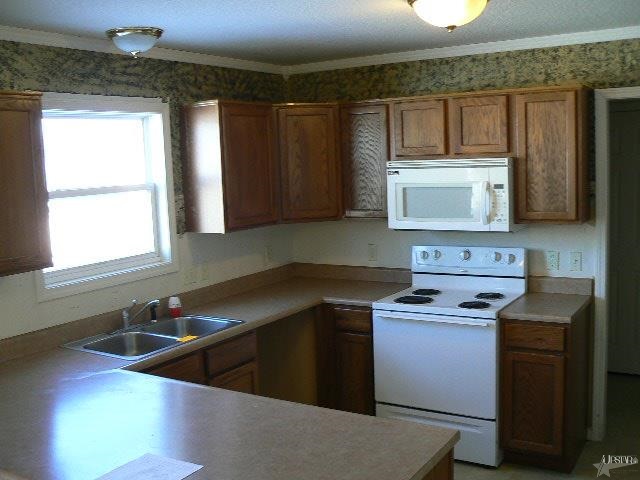 202 Riley Place Fort Wayne, IN 46825 - Photo 6 of 19 Gallery Image 6