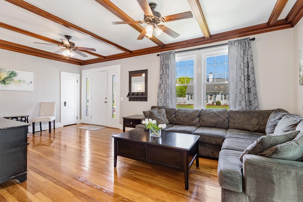 38 Spring Street Mansfield, MA 02048 - Photo 7 of 36 Gallery Image 7