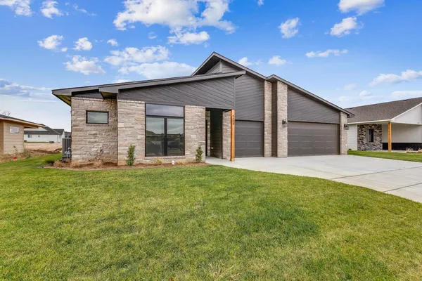 $469,000 | 4654 West Emerald Bay Court, Wichita, KS 67205