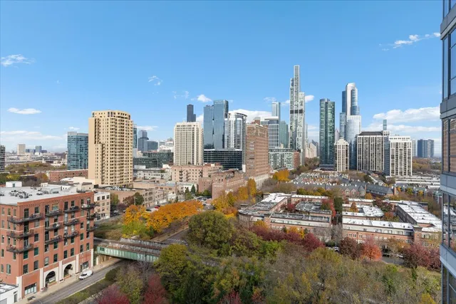 $2,500 | 1600 South Prairie Avenue, Unit 1505, Chicago, IL 60616