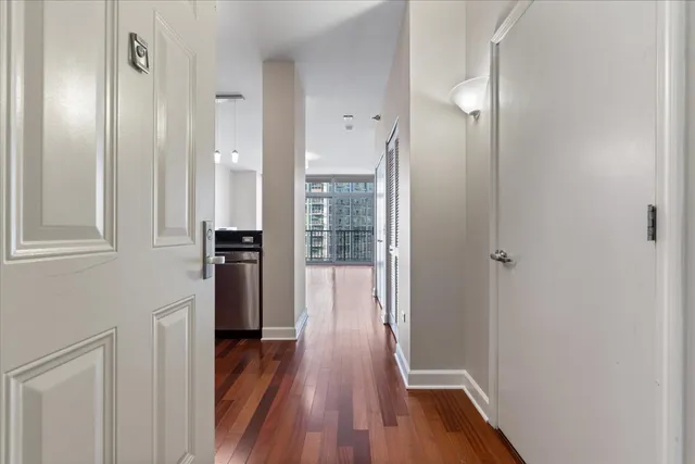 $2,500 | 1600 South Prairie Avenue, Unit 1505, Chicago, IL 60616