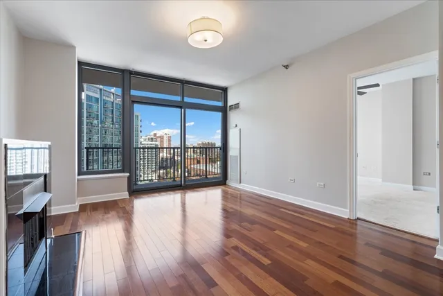 $2,500 | 1600 South Prairie Avenue, Unit 1505, Chicago, IL 60616