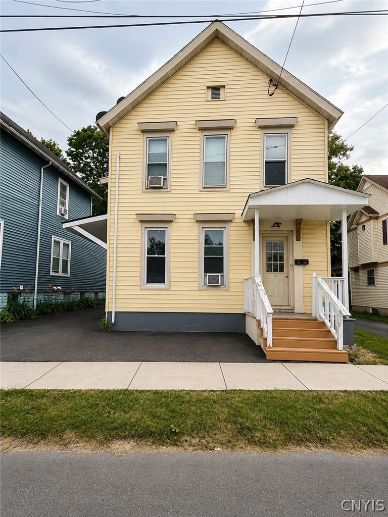 110 Harding Place Utica, NY 13501 - Photo 1 of 21