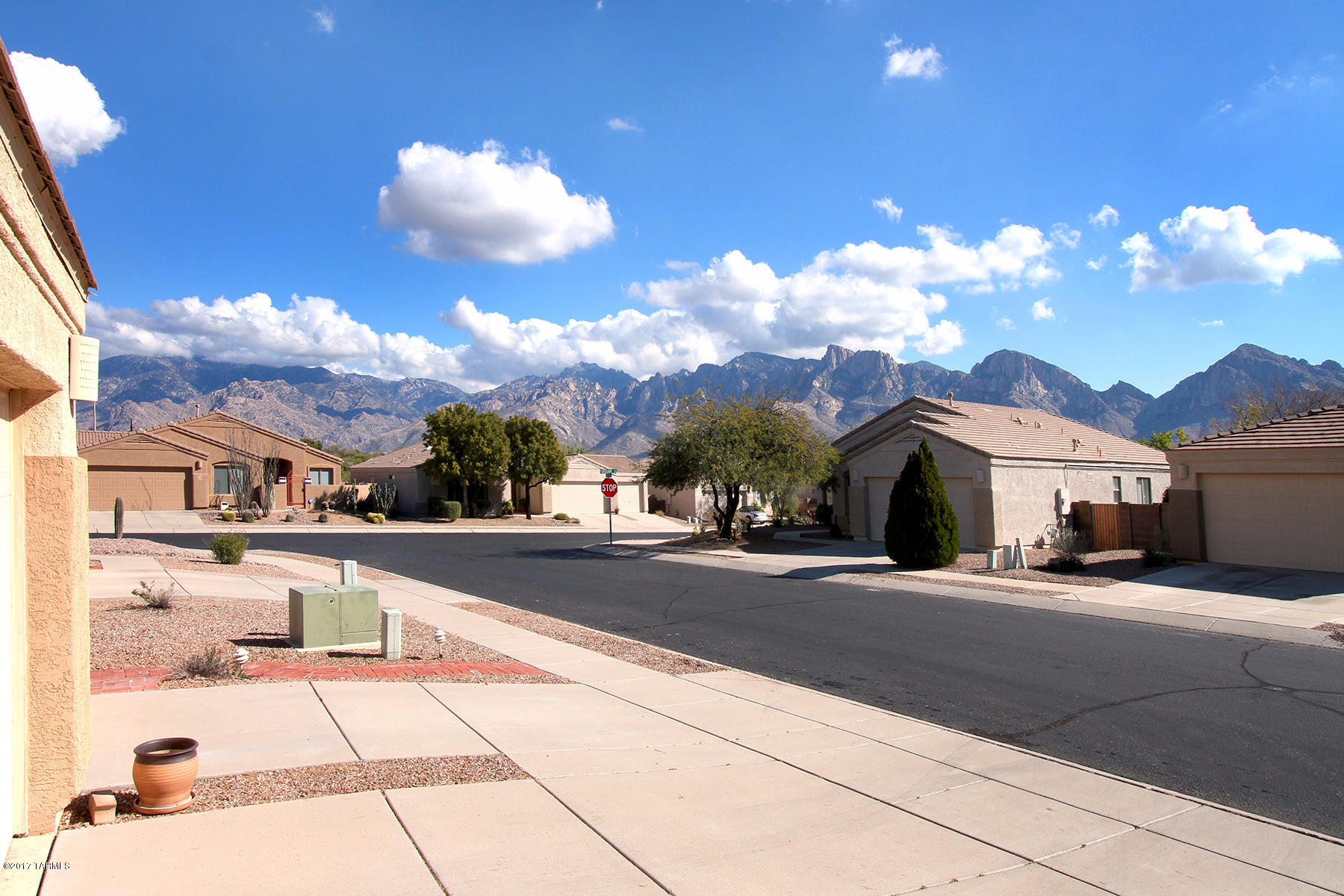 258 West Sugar Loaf Road Oro Valley, AZ 85737 - Photo 23 of 24