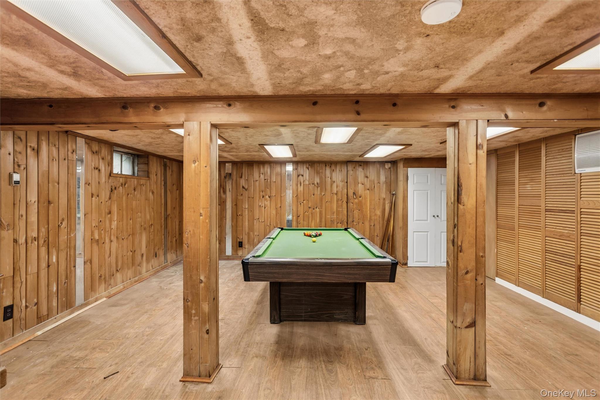 50 Roxbury Road Rockville Centre, NY 11570 - Photo 33 of 45