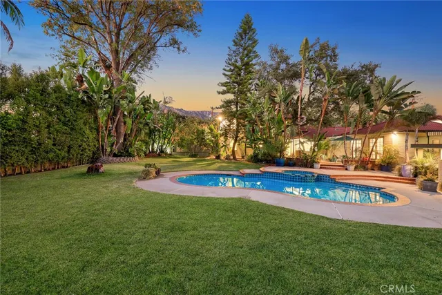 $1,895,000 | 459 North Barranca Avenue, Glendora, CA 91741