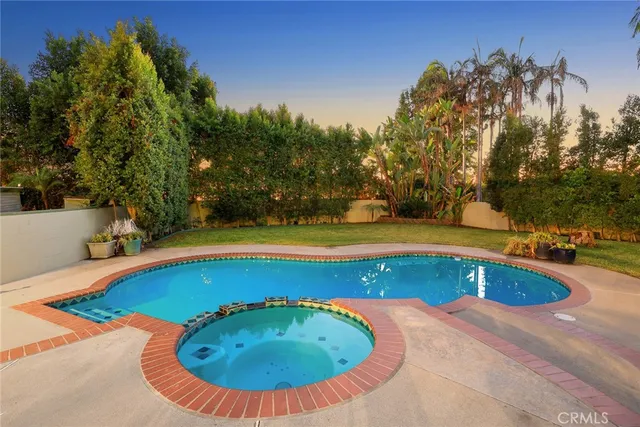 $1,895,000 | 459 North Barranca Avenue, Glendora, CA 91741