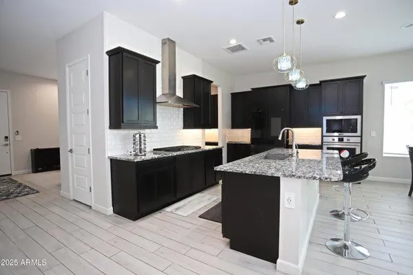 $2,900 | 10549 West Albert Lane, Peoria, AZ 85382