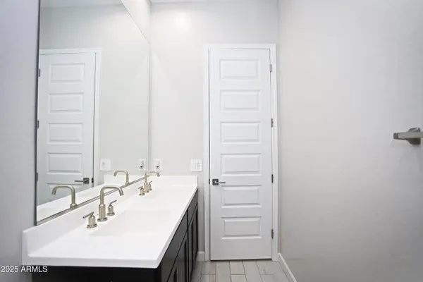 $2,900 | 10549 West Albert Lane, Peoria, AZ 85382