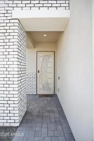 $2,900 | 10549 West Albert Lane, Peoria, AZ 85382