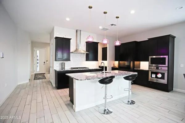 $2,900 | 10549 West Albert Lane, Peoria, AZ 85382