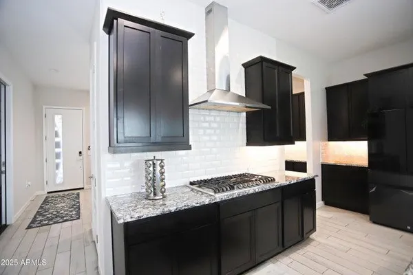 $2,900 | 10549 West Albert Lane, Peoria, AZ 85382