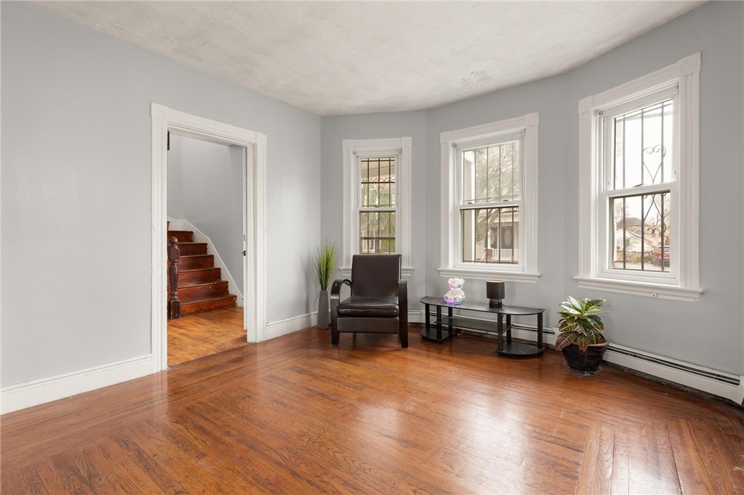 42 Corinth Street Providence, RI 02907 - Photo 11 of 36