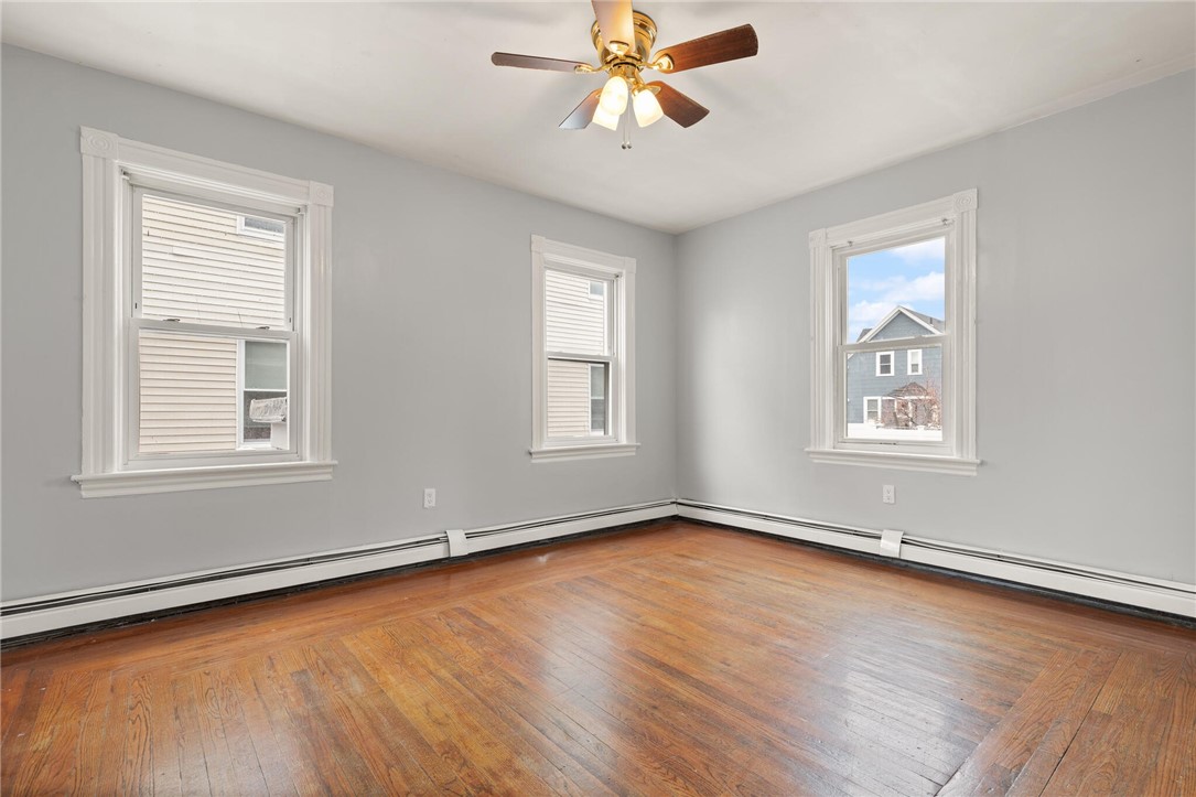 42 Corinth Street Providence, RI 02907 - Photo 12 of 36