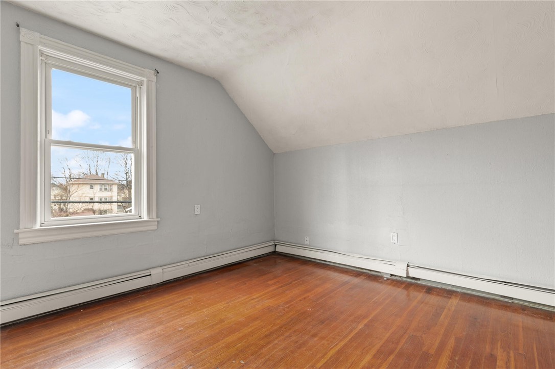 42 Corinth Street Providence, RI 02907 - Photo 25 of 36
