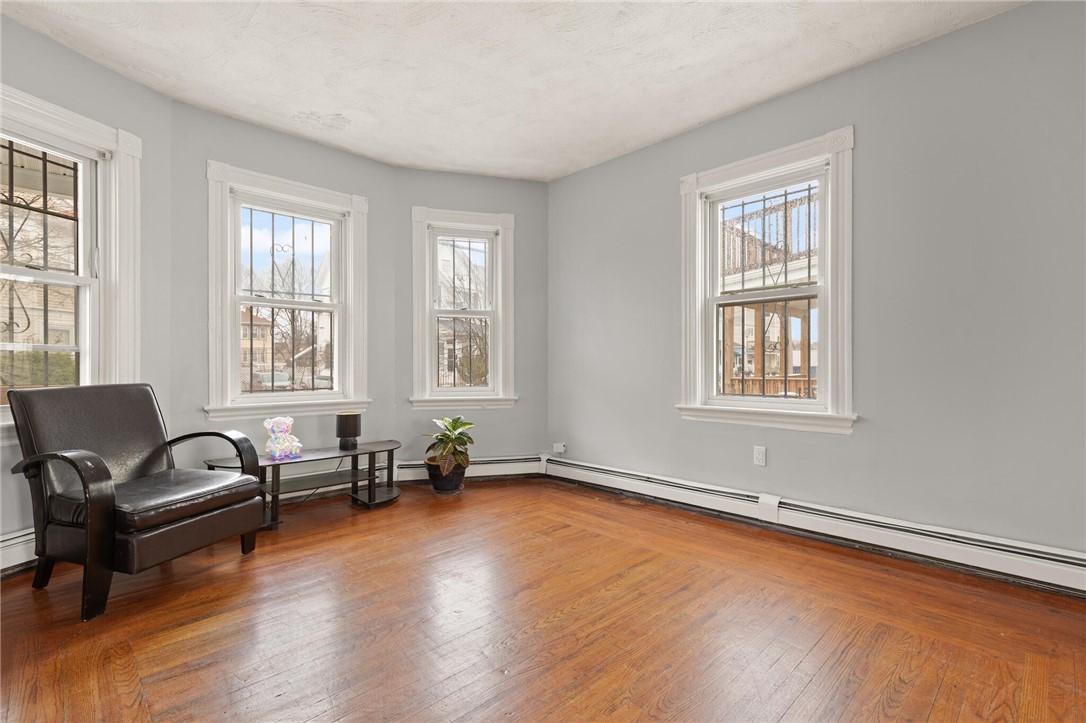 42 Corinth Street Providence, RI 02907 - Photo 8 of 36