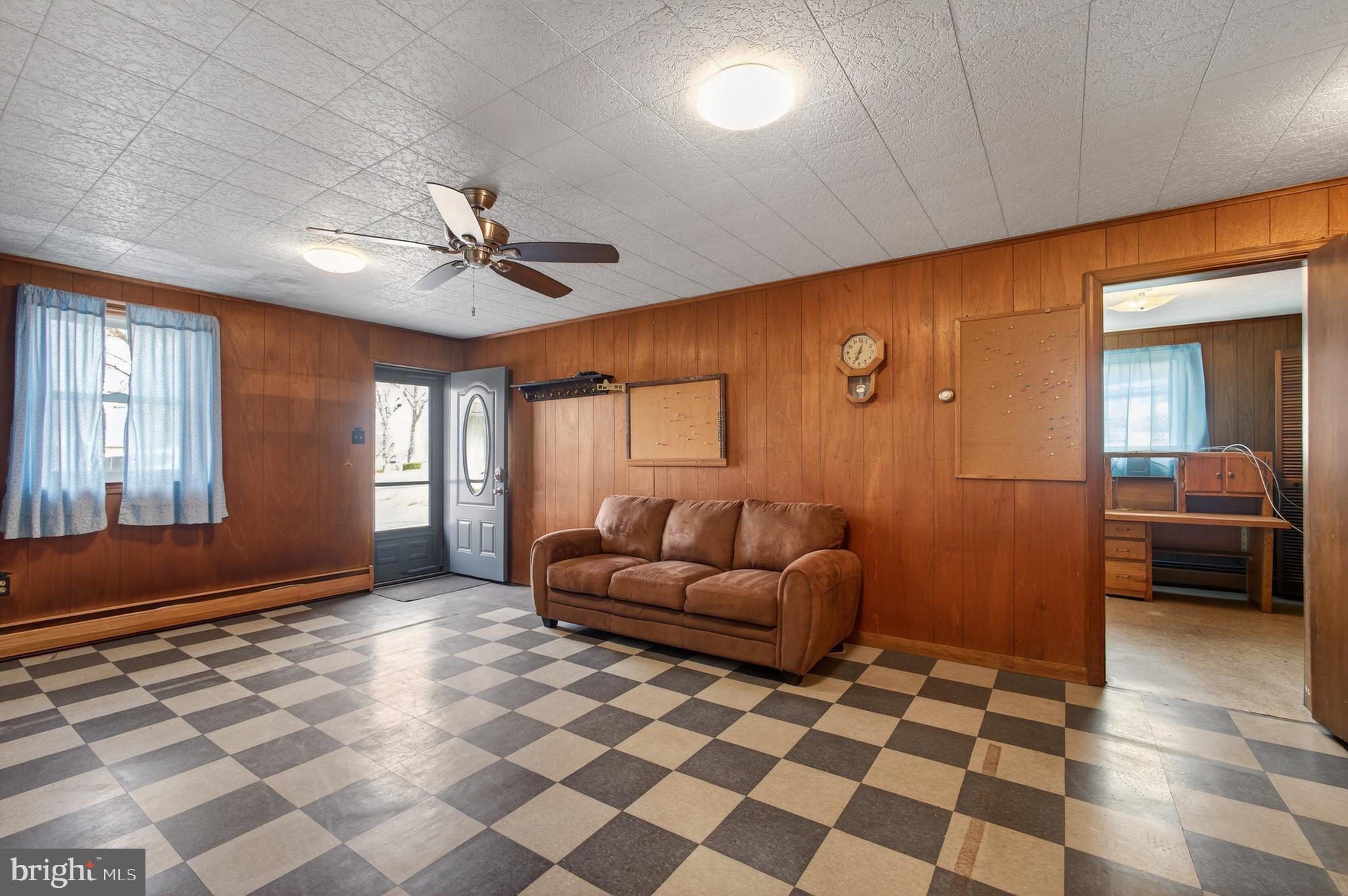 1279 Sheep Hill Road Pottstown, PA 19465 - Photo 14 of 28