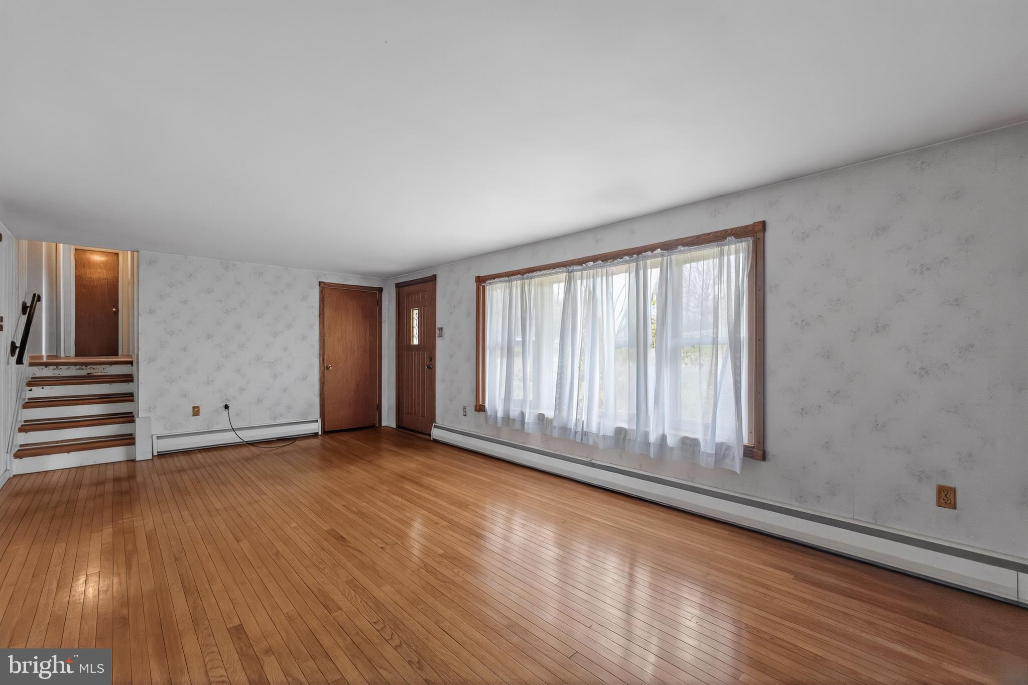 1279 Sheep Hill Road Pottstown, PA 19465 - Photo 2 of 28