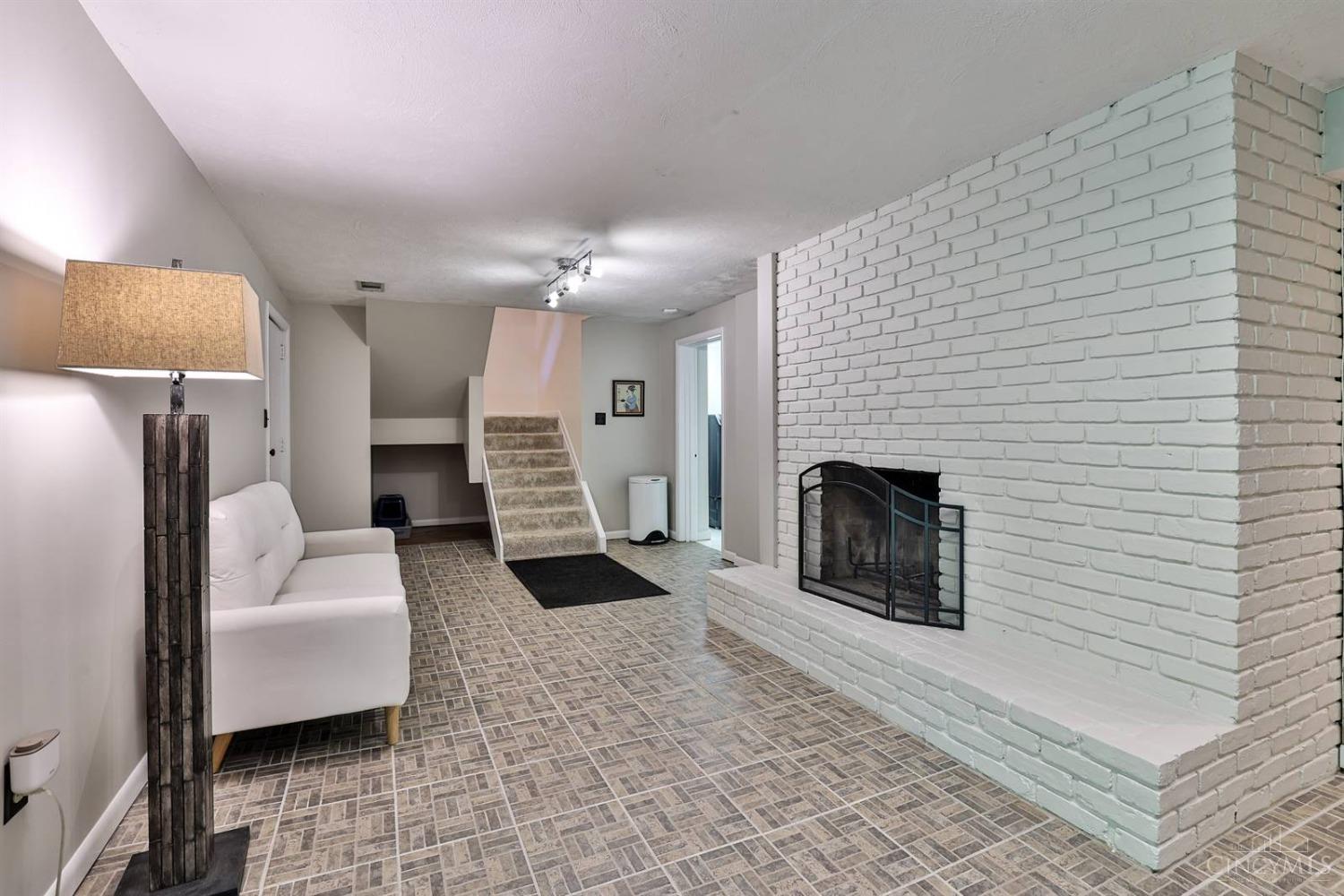 7605 Demar Road Cincinnati, OH 45243 - Photo 31 of 71 Gallery Image 31