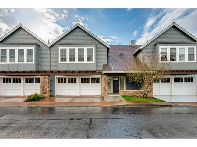 $899,000 | 7705 Northwest Quinault Street, Camas, WA 98607