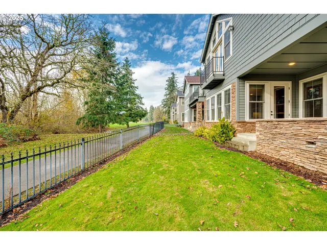 $899,000 | 7705 Northwest Quinault Street, Camas, WA 98607