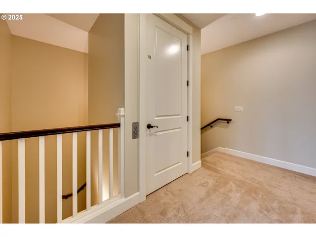 $899,000 | 7705 Northwest Quinault Street, Camas, WA 98607