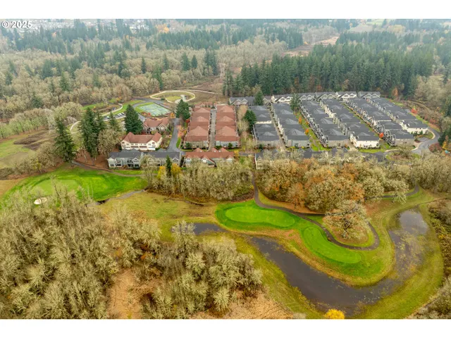 $899,000 | 7705 Northwest Quinault Street, Camas, WA 98607