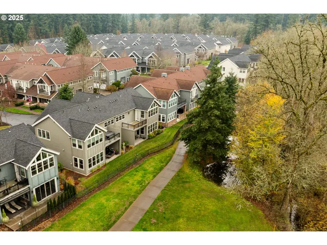 $899,000 | 7705 Northwest Quinault Street, Camas, WA 98607