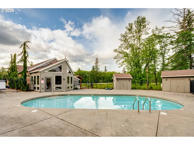 $899,000 | 7705 Northwest Quinault Street, Camas, WA 98607