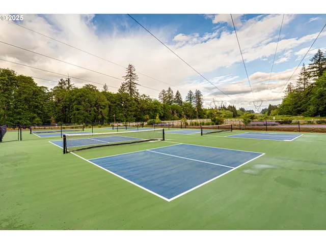 $899,000 | 7705 Northwest Quinault Street, Camas, WA 98607