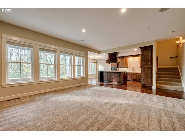 $899,000 | 7705 Northwest Quinault Street, Camas, WA 98607