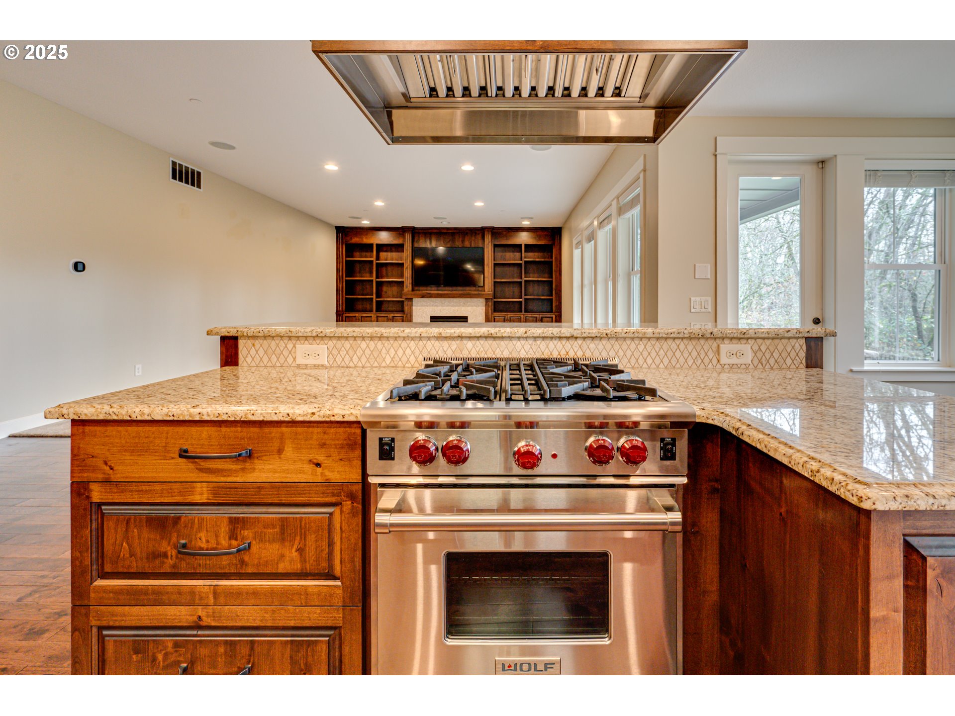 7705 Northwest Quinault Street Camas, WA 98607 - Photo 10 of 48