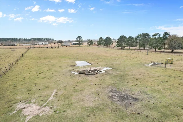 $315,000 | 290 County Road 2286, Cleveland, TX 77327