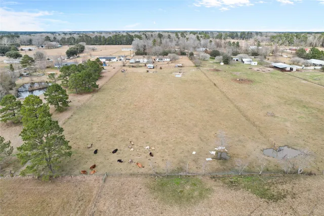 $315,000 | 290 County Road 2286, Cleveland, TX 77327