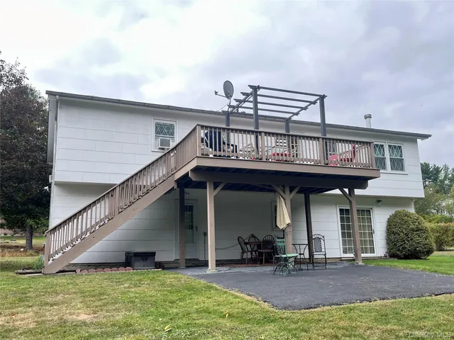 $575,000 | 20 Jones Drive, Highland Mills, NY 10930