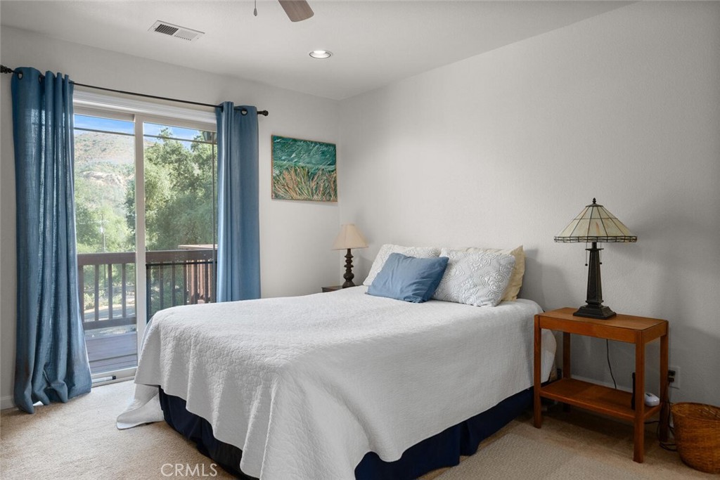5056 Hooper Lane Chico, CA 95928 - Photo 25 of 57 Main level guest bedroom 1