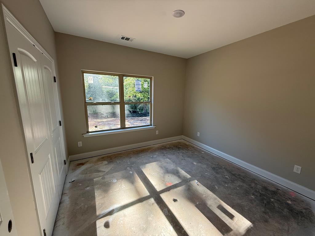 401 Calvert Street Abbeville, SC 29620 - Photo 9 of 15