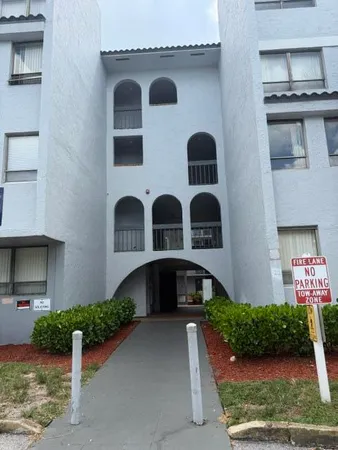 $1,600 | 1750 North Congress Avenue, Unit 207, West Palm Beach, FL 33401