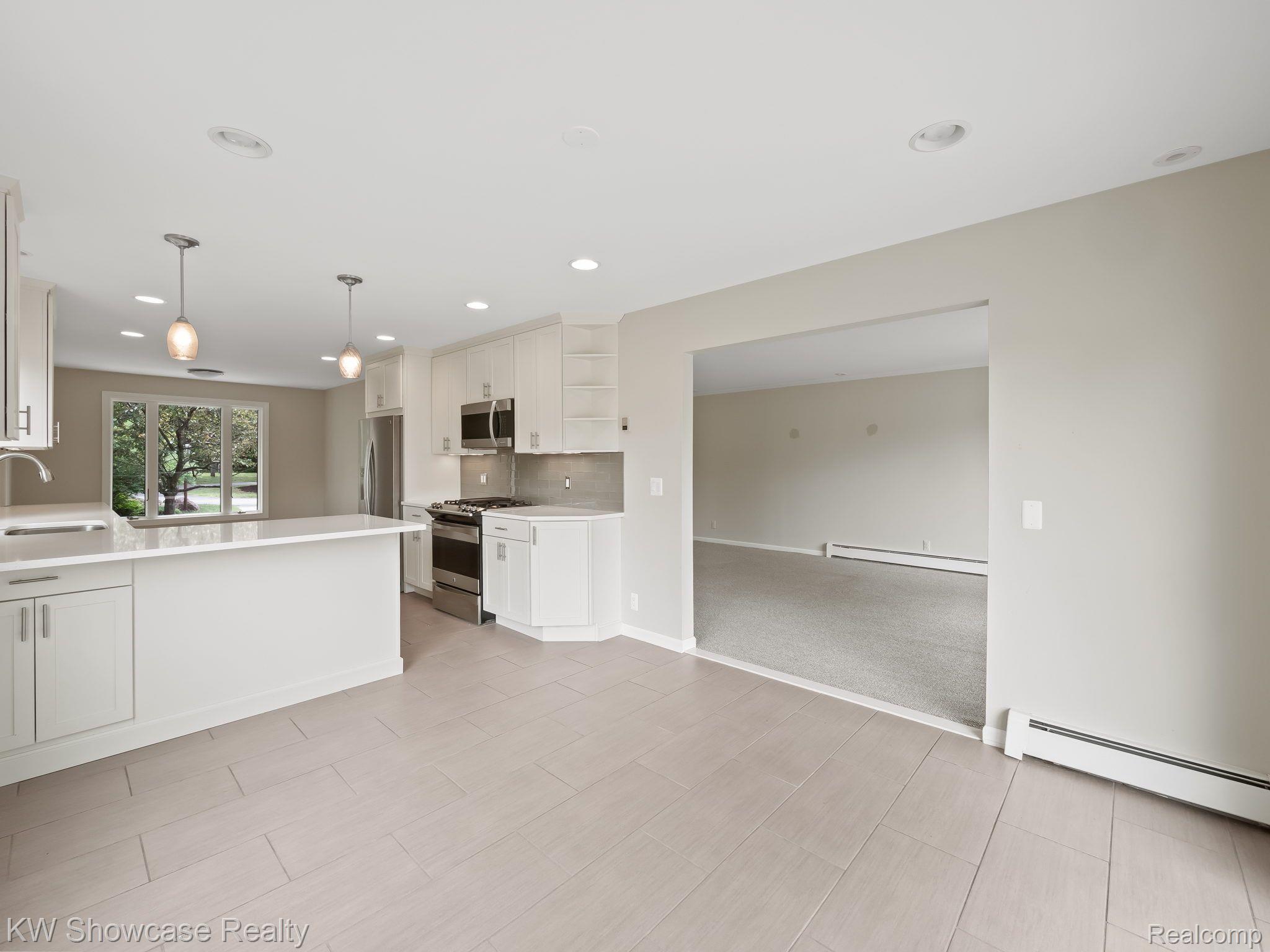 450 Lone Tree Road Highland, MI 48357 - Photo 22 of 56 Gallery Image 22